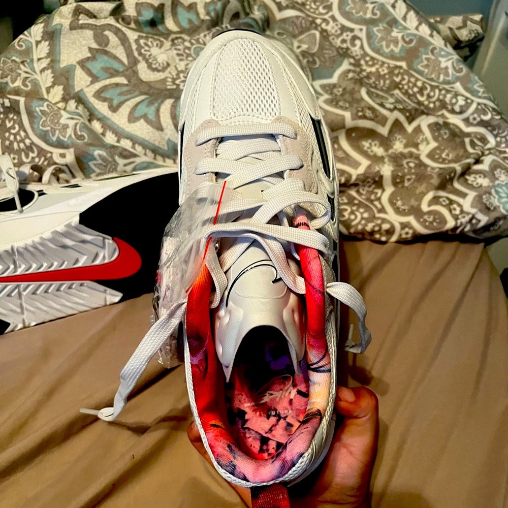 Women’s Nike shoes ft futura x wmn jam